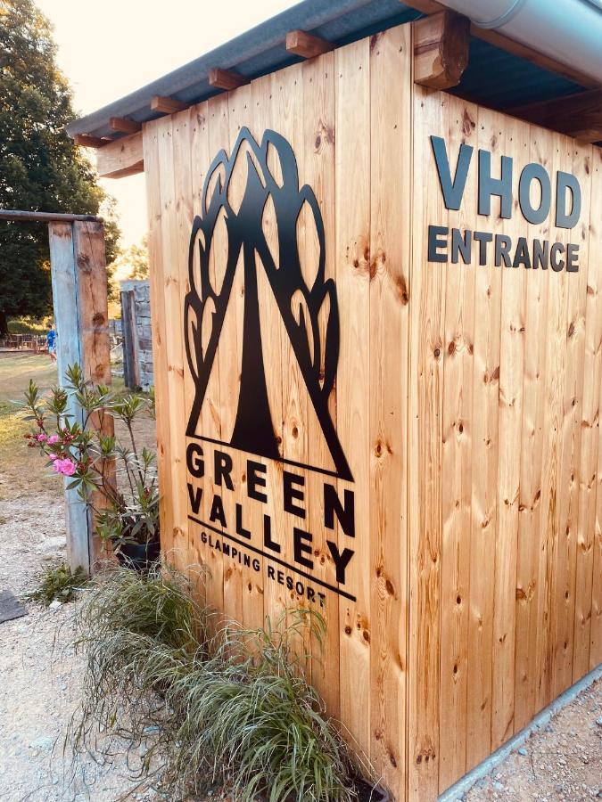Greenvalleyglamping Sesce Pri Preboldu Exterior foto